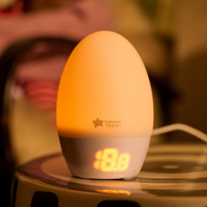 Tommee Tippee GroEgg2, Toddler Nightlight, LED Colour-Changing with Digital Room Temperature Display for Safer Sleep, Adjustable Brightness, Silicone Shell, USB Rechargeable