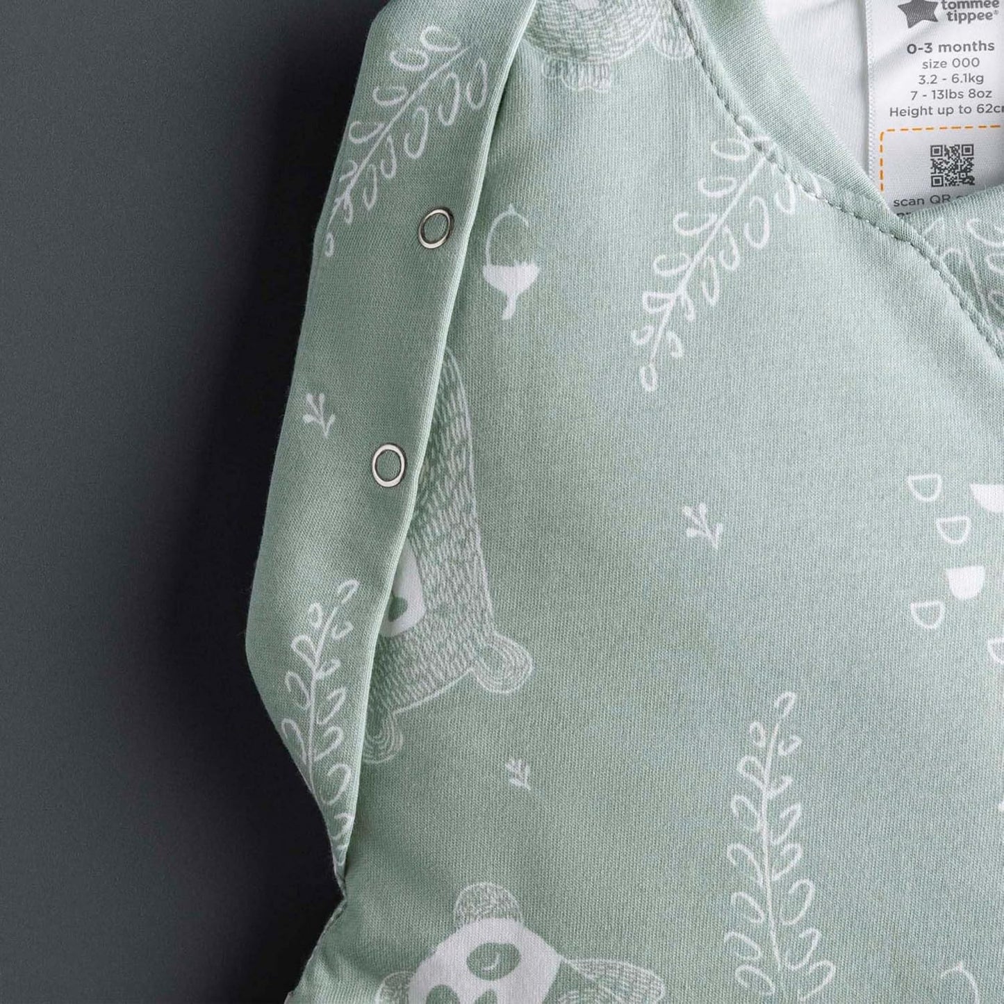 Tommee Tippee Baby Sleep Bag for Newborns, The Original Grobag Swaddle Bag, Hip-Healthy Design, Soft Cotton-Rich Fabric, 3-6 m, 1.0 TOG, Woodland Gro Friends