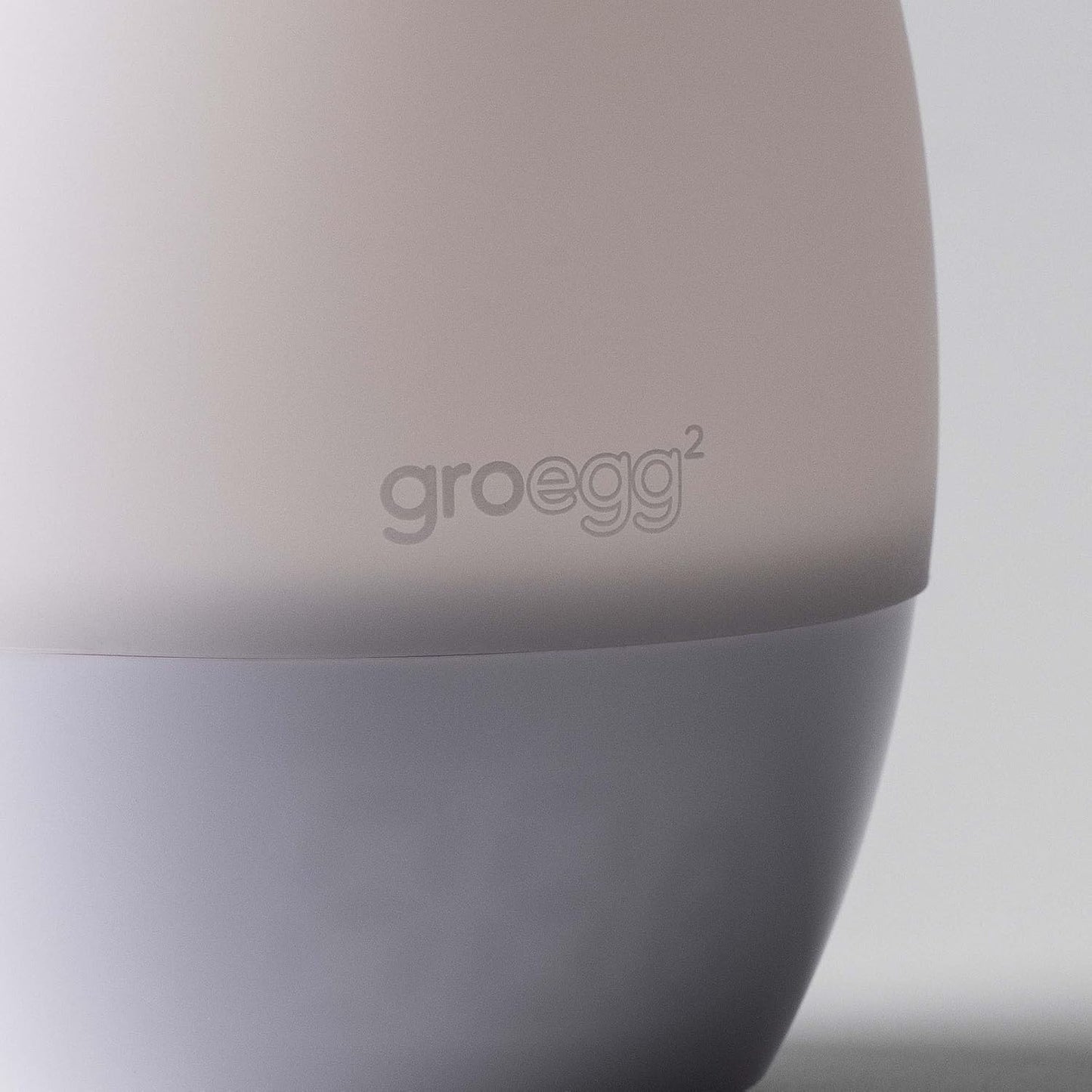 Tommee Tippee GroEgg2, Toddler Nightlight, LED Colour-Changing with Digital Room Temperature Display for Safer Sleep, Adjustable Brightness, Silicone Shell, USB Rechargeable